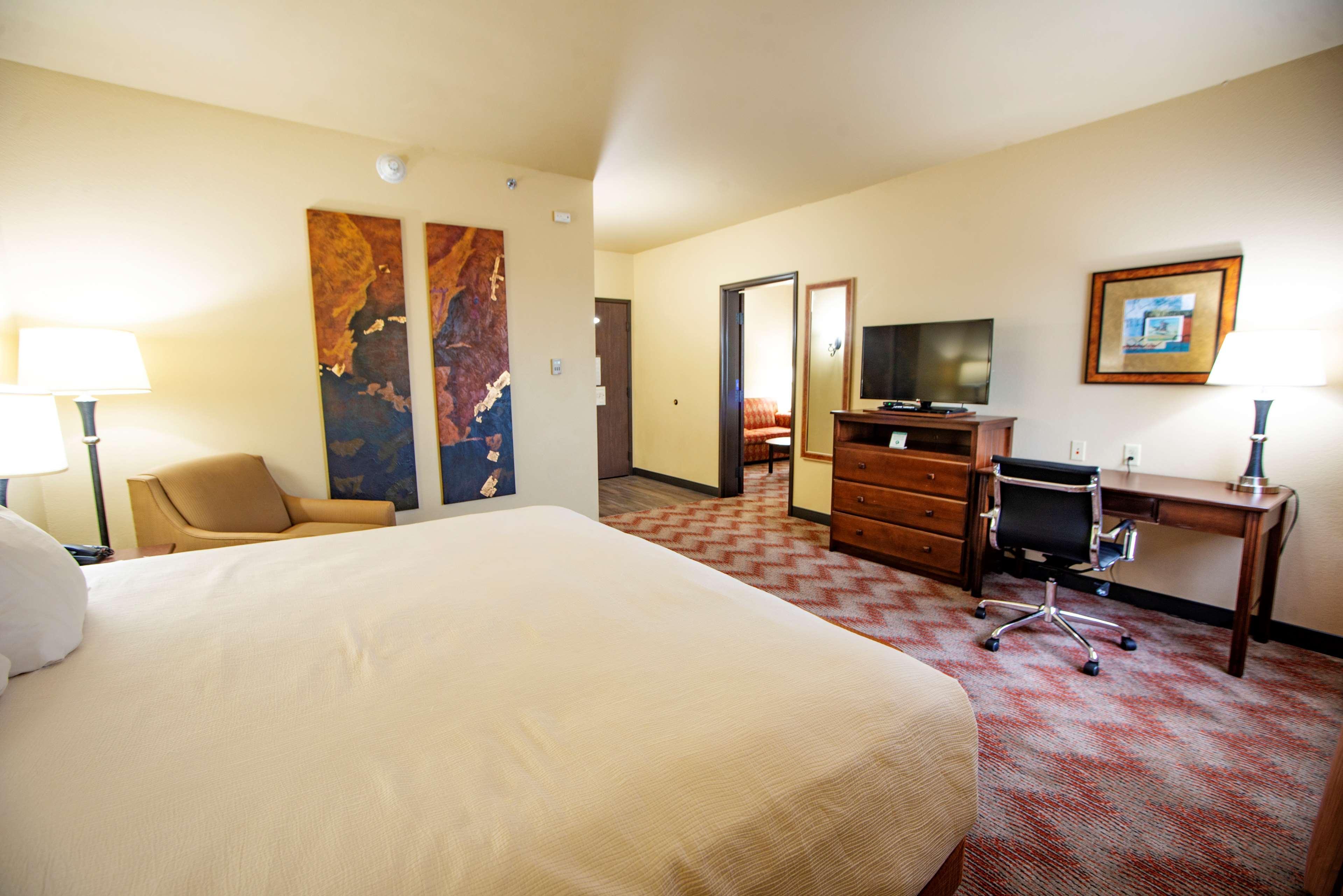 Best Western Plus Cimarron Hotel & Suites Стилуотер Экстерьер фото