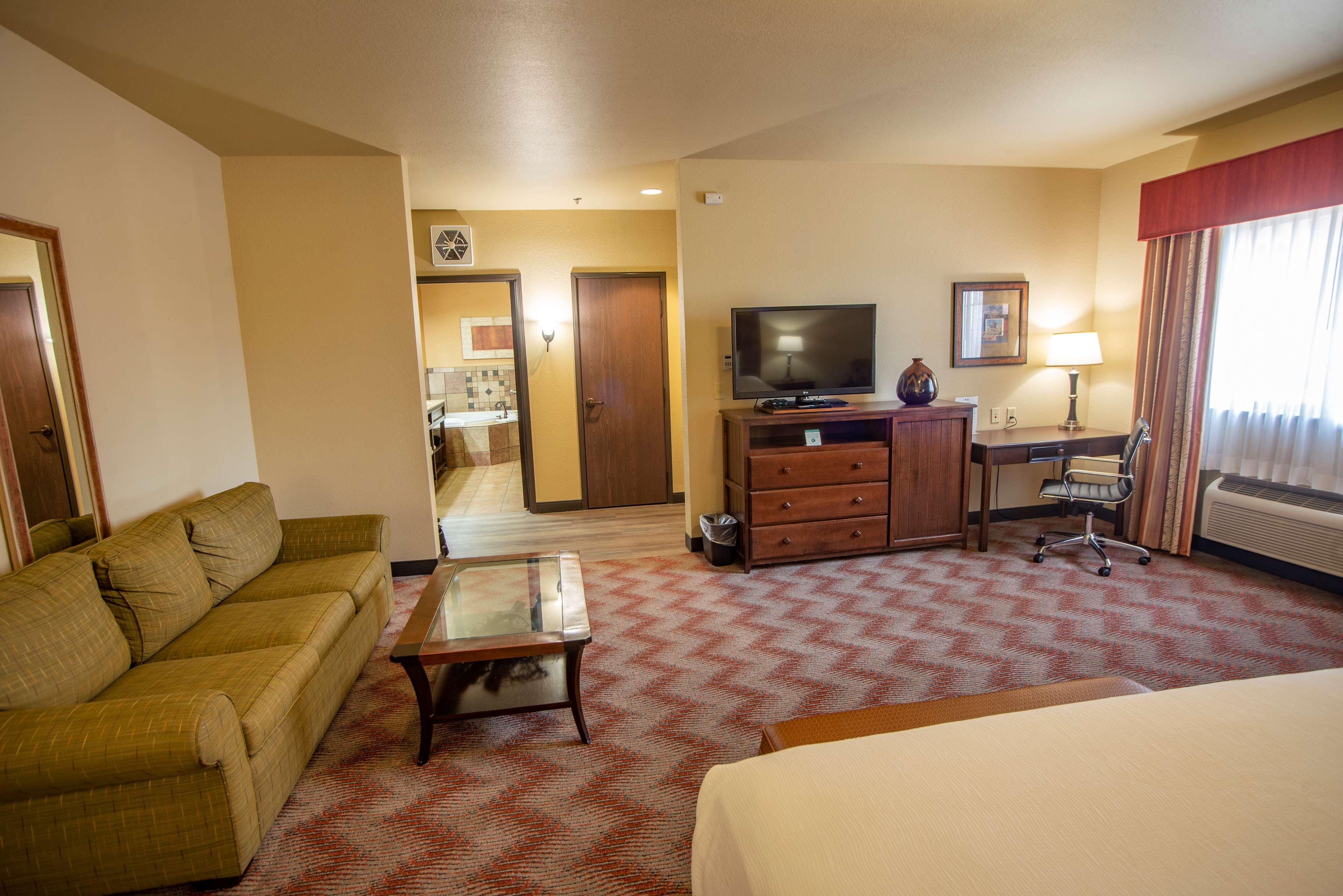 Best Western Plus Cimarron Hotel & Suites Стилуотер Экстерьер фото