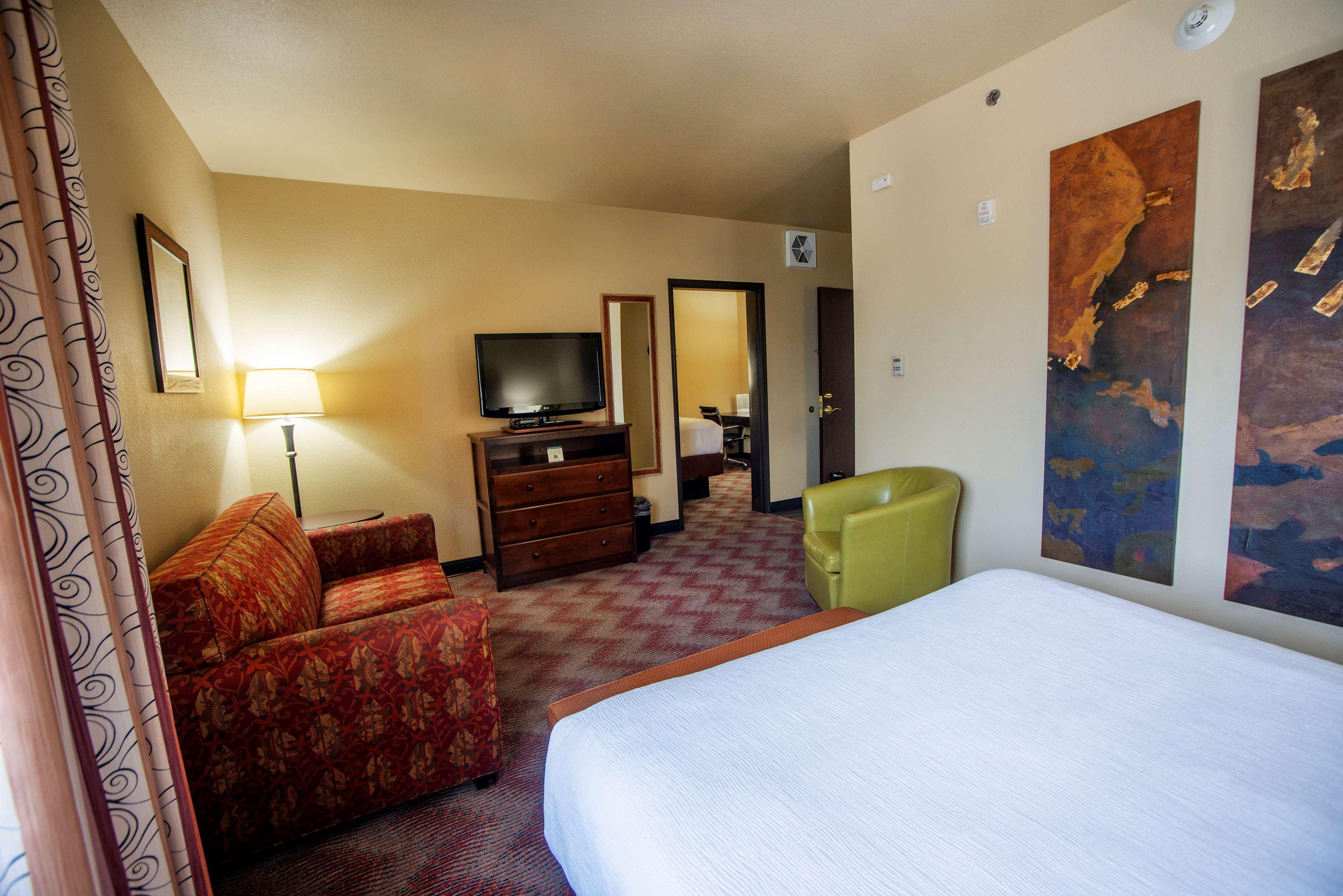 Best Western Plus Cimarron Hotel & Suites Стилуотер Экстерьер фото
